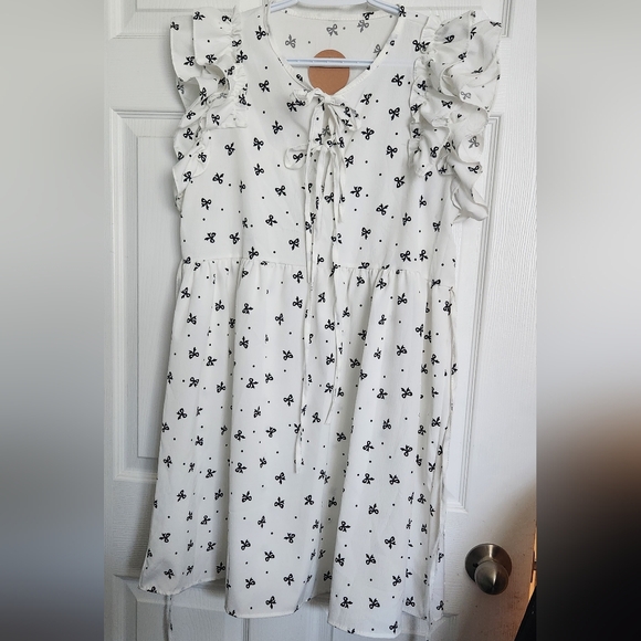 Ribbon Midi Dress - Picture 2 of 3